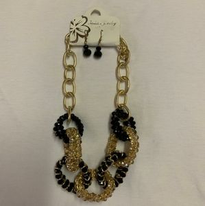 Trendy fashion necklace